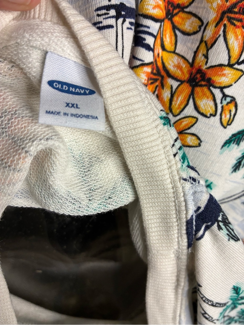 Old Navy White Tropical Palm & Flamingo Print Sweatshirt - Picture 4 of 4